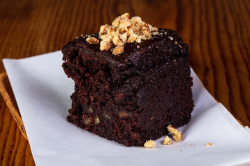 Brownie cake with nuts