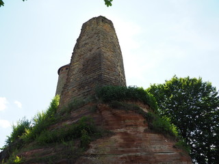 Burg Kirkel – Burgruine im Saarland in Kirkel
