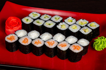 Japanese roll set