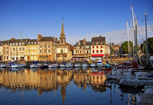 Hafen von Honfleur, Normandie, Frankreich