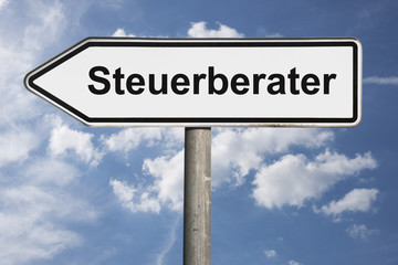 Obraz premium Wegweiser Steuerberater