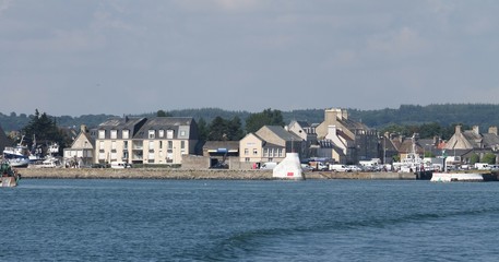 le port de Saint-Vaast-la-Hougue dans le Cotentin et le fort de la Hougue,Manche,Normandie