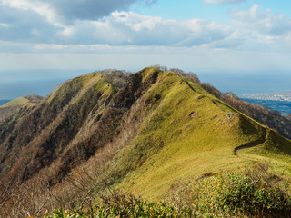 Fototapeta na wymiar 伊達紋別岳の稜線