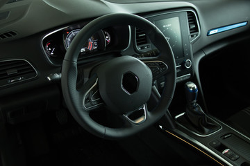 Obraz na płótnie Canvas Modernes Auto-Cockpit