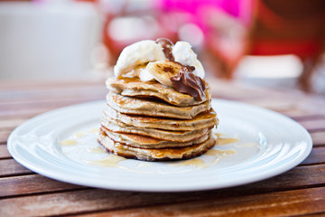 Банановые блинчики / Banana pancakes