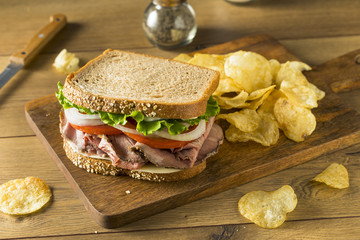 Homemade Roast Beef Deli Sandwich