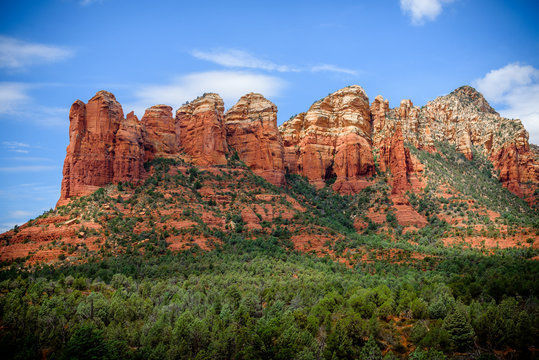 Sedona Mountainscape of the Coffee Pot rock vista