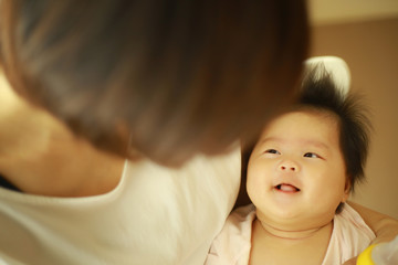 笑顔の赤ちゃん