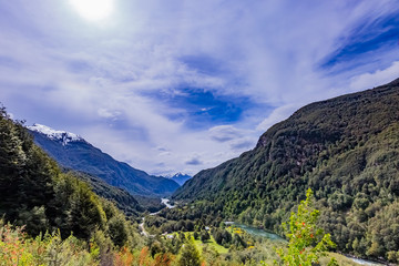 パタゴニアの渓谷
