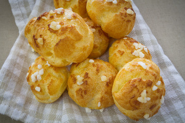 chouquettes