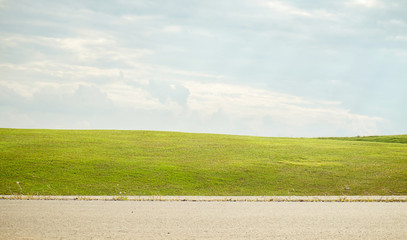 Obraz premium summer mountains green grass and blue sky landscape