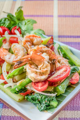 spicy salad with shrimp