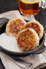 Syrniki, Russian cheese pancakes