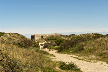 Deutscher Bunker des Atlantikwalls mit Aufschrift 