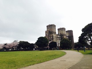 遺跡のような古い建物