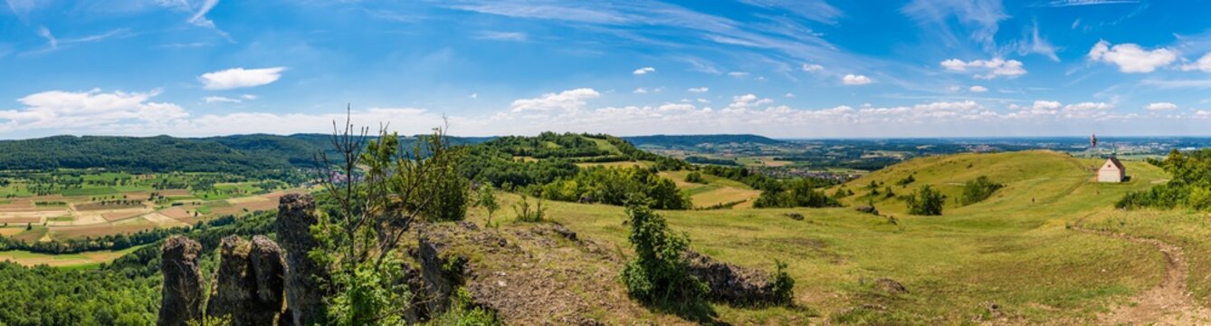 Blick von der Walberla in der Fr&auml;nkischen Schweiz