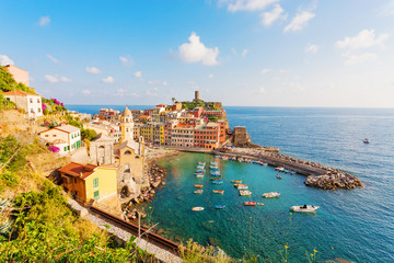 Obraz na płótnie Canvas View of Vernazza village, Cinque Terre, Liguria Italy