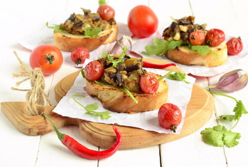 Pate eggplant with dried tomatoes and toast, aubergines caviar