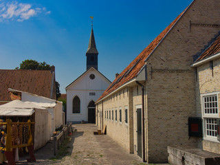 Obraz premium alte Kirche im Hintergrund