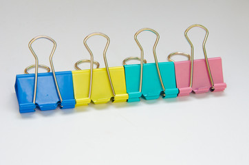staples for binding papers and documents