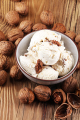 homemade oatmeal and walnut ice cream. style vintage.