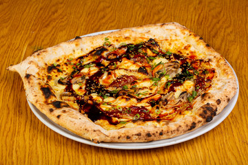 Pizza with eel