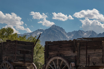 Fototapeta premium Wagons and Sierras