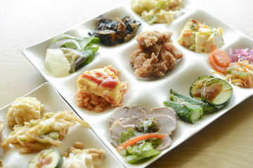 ビュッフェ料理　和食