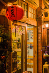 Old Chinese style shop - 214413737