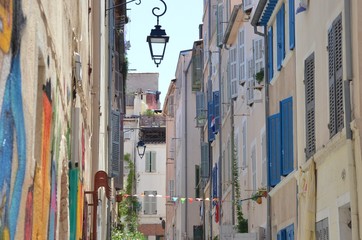 Rue traditionnelle de Provence, Marseille, France