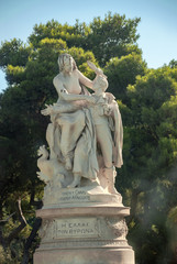 Obraz premium GREECE. ATHENS. - AUGUST. 05 2008 summer view of travel in Greece, tourism is a sculptural monument to Byron on the streets of Athens