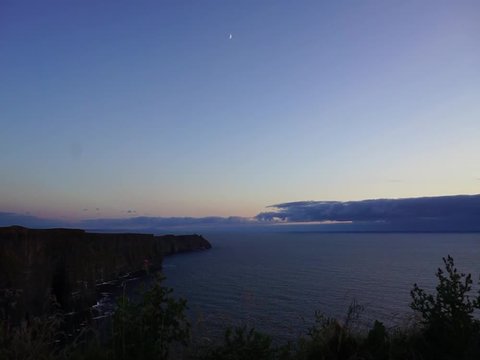 Moonlight at the Cliffs of Moher Mond über den Cliffs of Moher