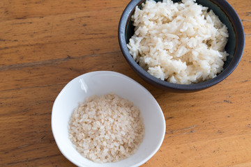 胚芽精米と炊いたご飯