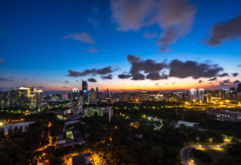 Fototapeta na wymiar panoramic city skyline 