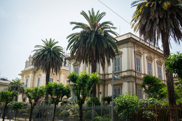 Fototapeta na wymiar Italienische Villa