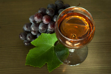Wine, grapes