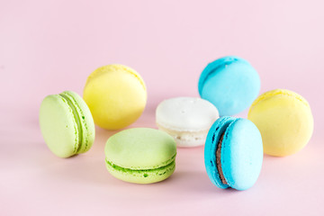 Colorful Macarons Yellow Blue Green Macarons French Dessert Tasty Macarons Pink Background