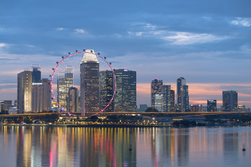 Fototapeta na wymiar SINGAPORE - JULY 2018: Singapore skyline and business building city