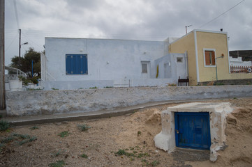Obraz na płótnie Canvas Traditional Whitewashed Greek Houses by the Sea in Mandrakia, Milos, Cyclades, Greece