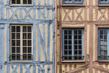 Fototapeta na wymiar facade of old houses in the city of Rouen