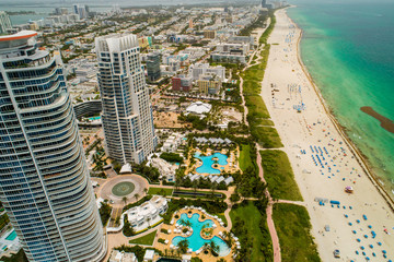 Aerial image Miami Beach Continuum Towers and beachfront scene