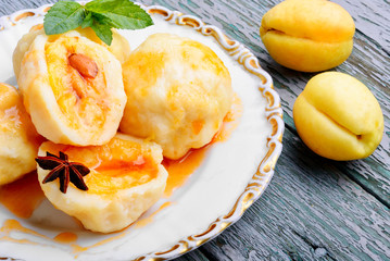 Fruit dumplings with apricot