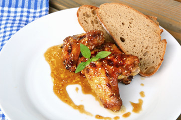 Roasted Chicken wings with honey and Rye bread.
Chicken wings menu for children. 
