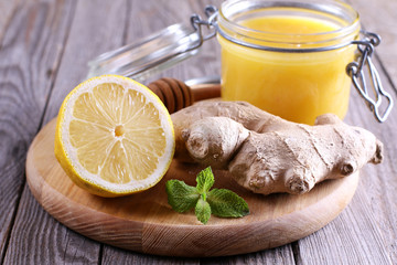 Lemon, honey, ginger and mint