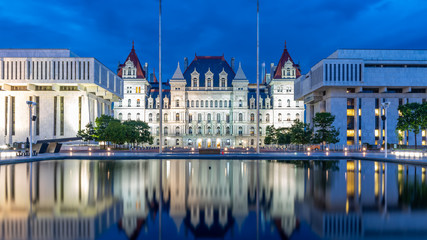 New York State Capitol gebouw & 39 s nachts, Albany NY