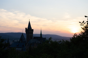 Schloss Wernigerode im Sonnenuntergang  - 214492348