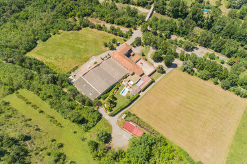 Luftaufnahme Pool im Garten