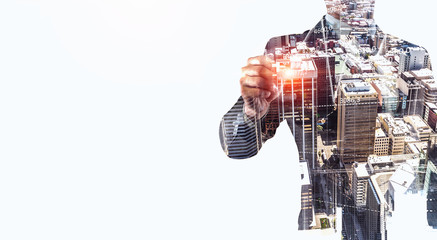 Close of businessman draw on screen