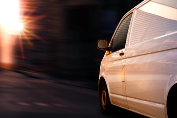 Lieferwagen in der Stadt