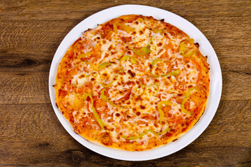 Pizza with bell pepper